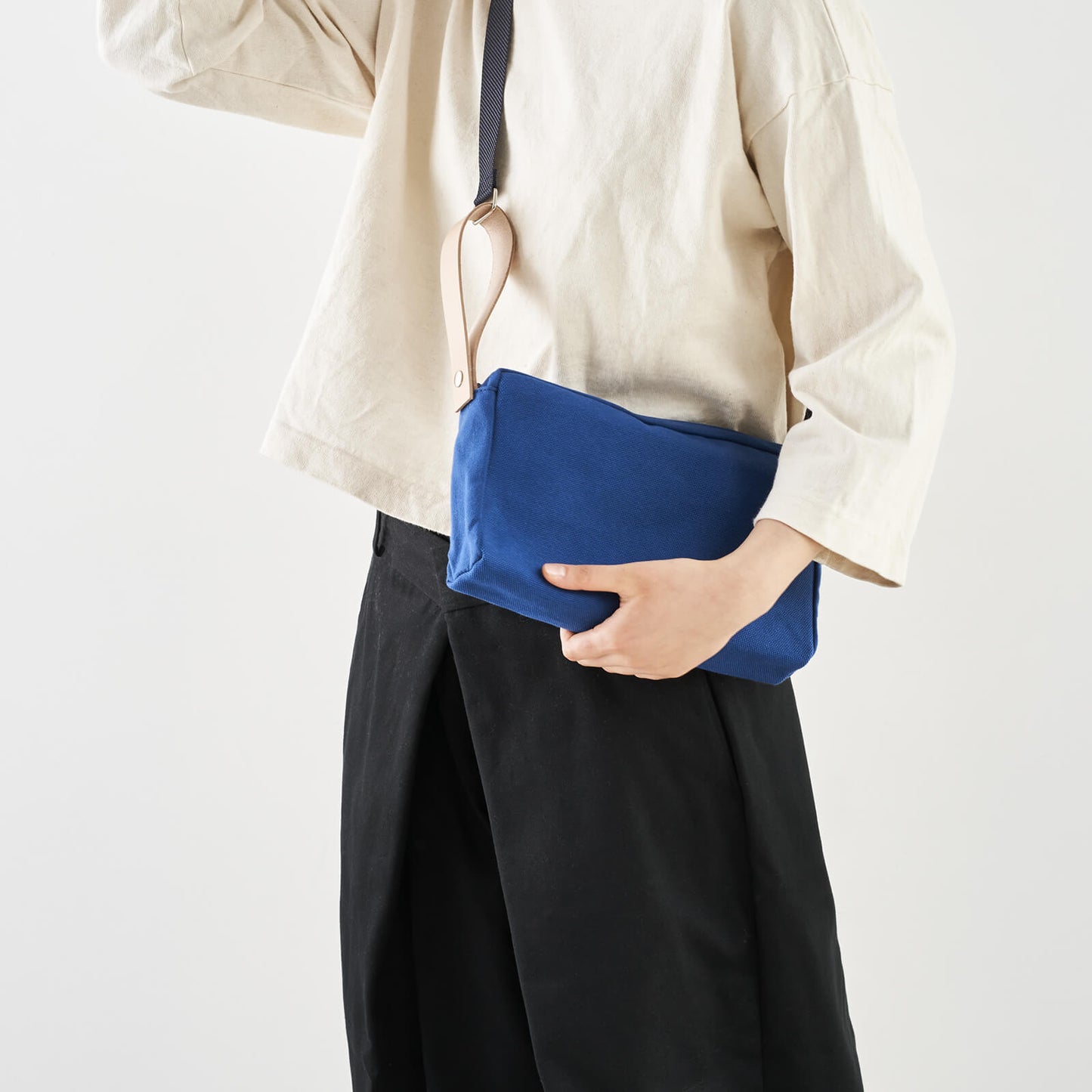 ショルダーポーチ