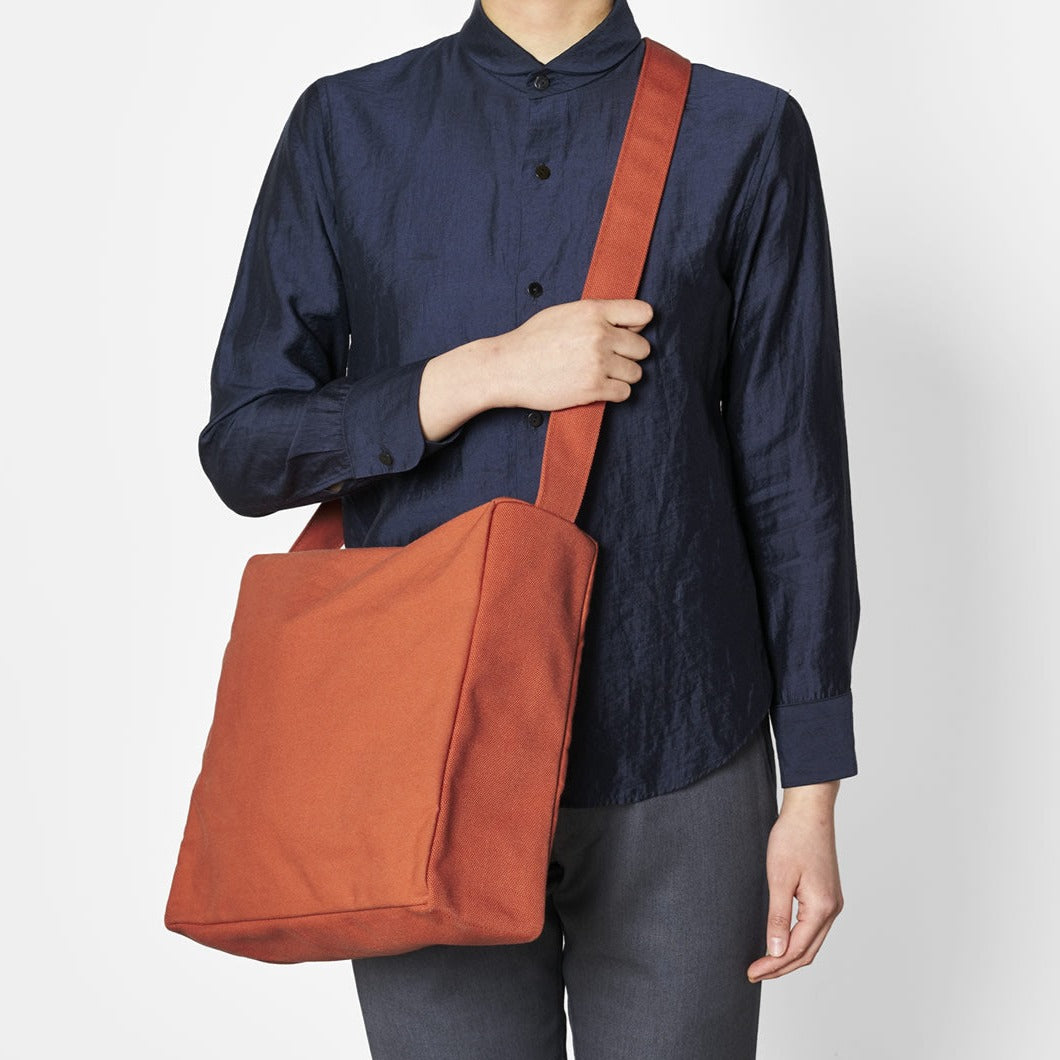 ショルダーバッグ(スクエア)